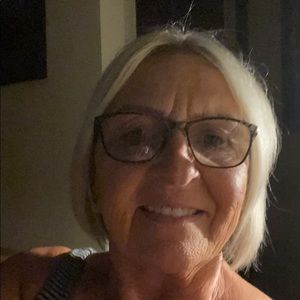 Meet your Posher, Vickie